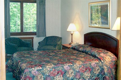 Hill-Brook Motel Бедфорд Екстер'єр фото